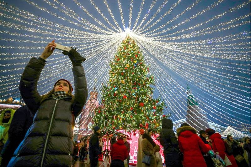<br />
Новогодние праздники в 2023 году: когда россияне отдыхают и будет ли 31 декабря выходным днем                