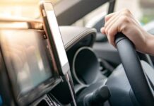 Стало известно, кто по статистике ГИБДД чаще попадает в ДТП: мужчины или женщины