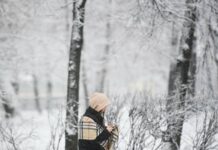 Народные приметы на 29 декабря: зачем на Аггея в костер бросают снежных человечков