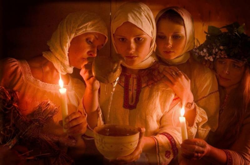<br />
Самые мистические и загадочные: о каких святочных гаданиях запрещалось говорить на Руси                