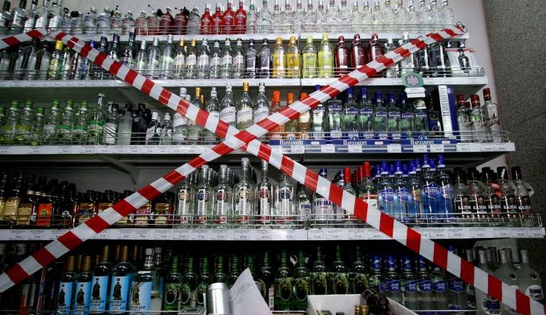 <br />
Успейте купить: когда продают алкоголь в новогодние праздники в России                