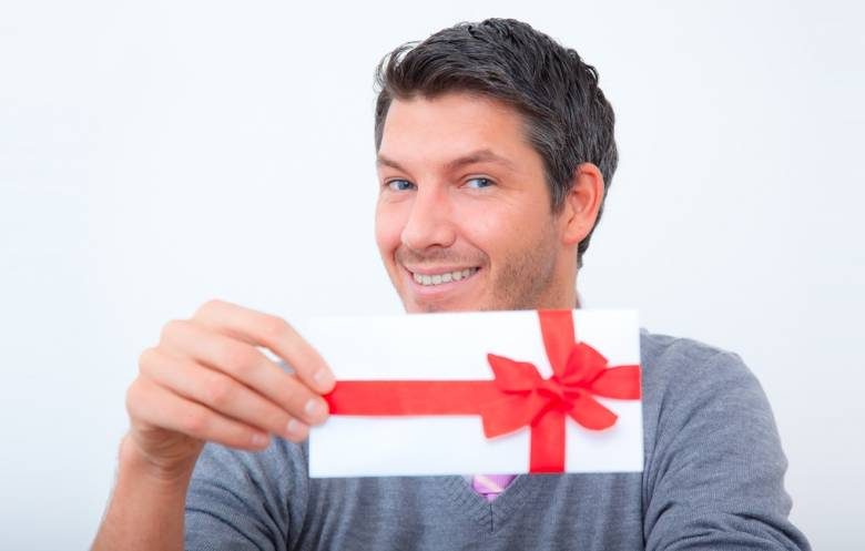 <br />
Какой подарок сделать мужчине на 23 февраля: советы психолога                
