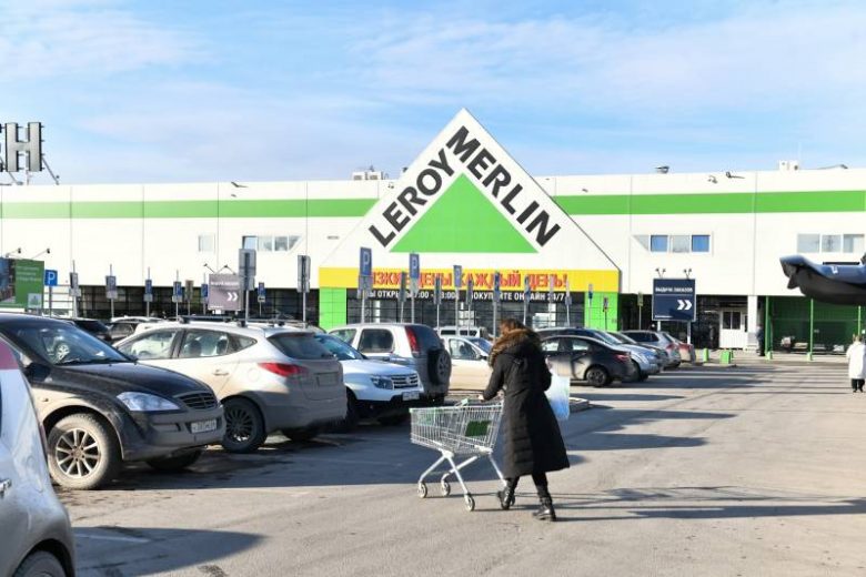 <br />
Почему “Леруа Мерлен” продали российскому менеджменту и что будет с сетью гипермаркетов                