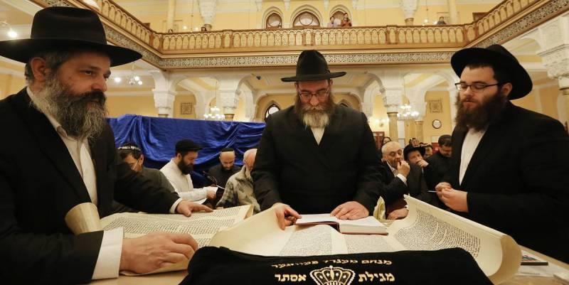 <br />
Празднование главного иудейского праздника Пурим в 2023 году: что должен сделать каждый еврей                