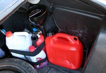 «Дорогой груз»: когда за канистру бензина в багажнике могут лишить прав