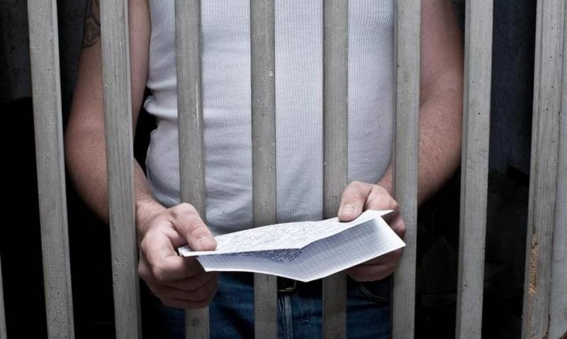 <br />
Любовь «со сроком»: почему российские женщины выходят замуж за заключенных                