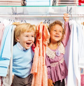 На что обратить внимание при выборе детской одежды?
