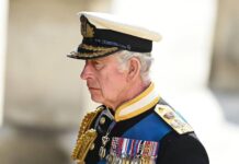 Королевское шествие: сколько стоит коронация Карла III