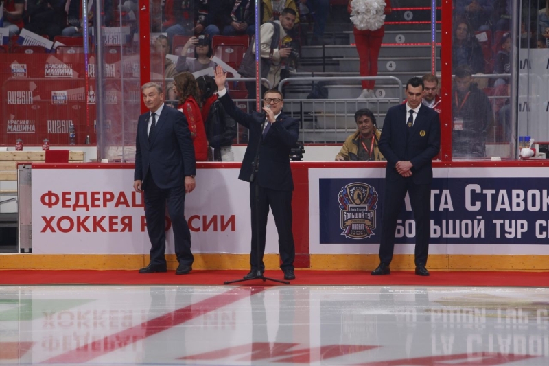 Российские хоккеисты с победы стартовали в «Большом турне сборной»