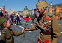 Смотреть Парад Победы в Москве 9 мая можно не выходя из дома, онлайн-трансляция грандиозного военного парада