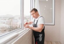 Кого могут оштрафовать за остекление балконов уже летом 2023 года