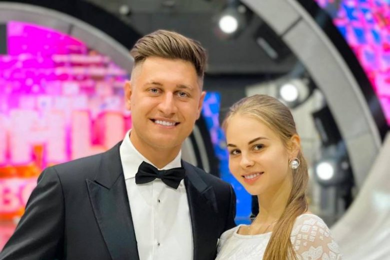 <br />
Партнерша Давы по шоу «Танцы со звездами» обвиняет Ольгу Бузову в превращении ее жизни в кошмар                