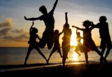 Поздравления в стихах и прозе с Международным праздником День друзей 9 июня 2023 года