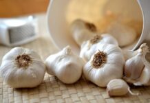 Секреты успешной подкормки чеснока в июне