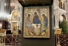 Судьба иконы «Троица»: останется ли она в храме Христа Спасителя