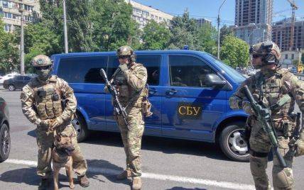 <br />
От проверок до массовых арестов: СБУ проводит масштабную чистку в Харькове                