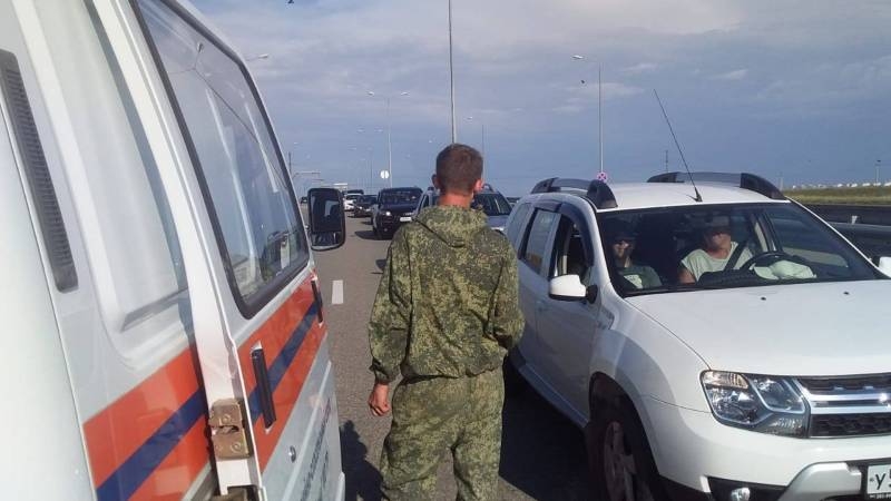 <br />
Пробки на Крымском мосту: какая ситуация на 2 июля 2023 года                
