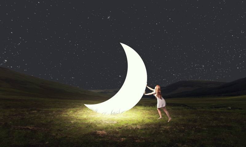 <br />
Как Луна влияет на человека и как «подружиться» с небесным светилом                