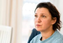 Персона нон-грата в Украине: звезда «Сватов» Олеся Железняк не может посетить могилу матери из-за Зеленского