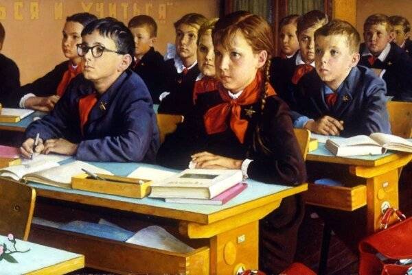 <br />
Шесть мифов о советском образовании: реальность за декорациями ностальгии                