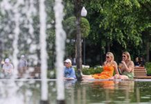 Температурные рекорды России: какая погода продержится до конца лета 2023 года в Москве, Петербурге и Сибири