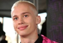 Даня Милохин вернулся в Россию: может ли его ждать армейская служба