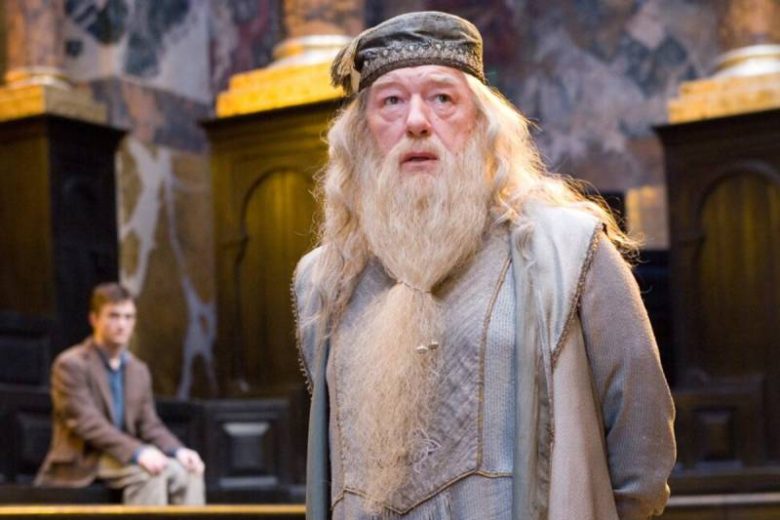 <br />
«Гарри Поттер» осиротел: умер «профессор Дамблдор» — актер Майкл Гэмбон                