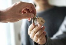 Как снять квартиру и избежать риска внезапного выселения