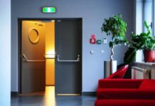 Противопожарные двери: надежная защита и безопасность