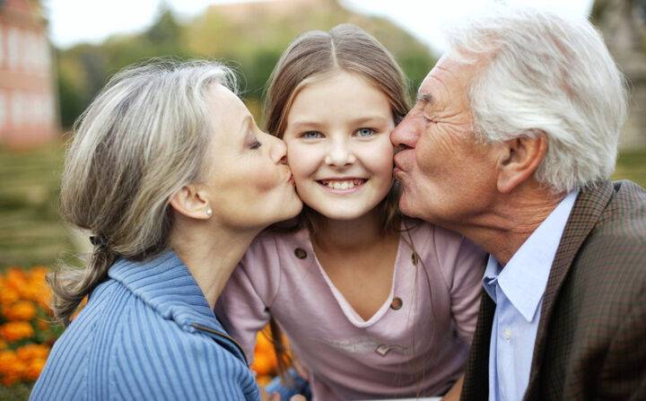 <br />
День дедушек и бабушек отмечаем 28 октября 2023 года: как поздравить дорогих людей                