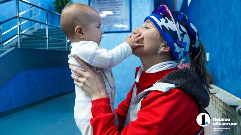 Конькобежка Ольга Фаткулина после рождения дочери вернулась в большой спорт