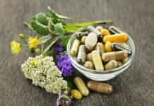 Опасные жиросжигатели и спортивные добавки: подросток в Подмосковье на грани смерти