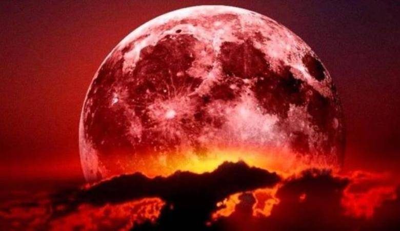 <br />
Полнолуние в лунном затмении 28 октября 2023: как повлияет Кровавая луна Охотника на людей, и что точно не стоит делать в эту субботу                