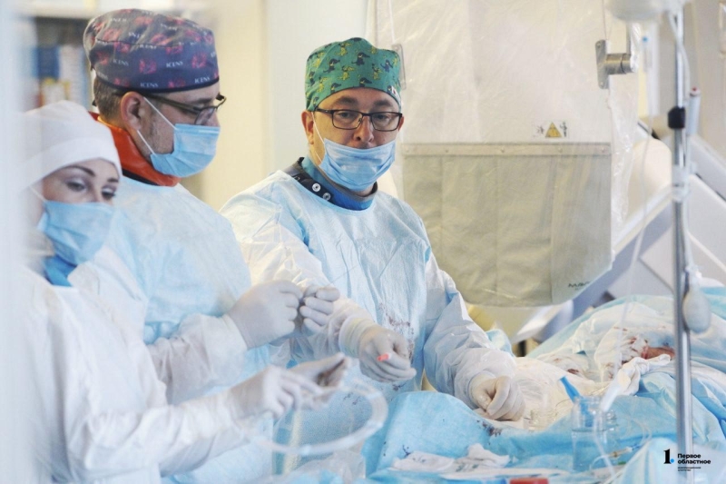 В Челябинске известные нейрохирурги провели показательные операции на мозге