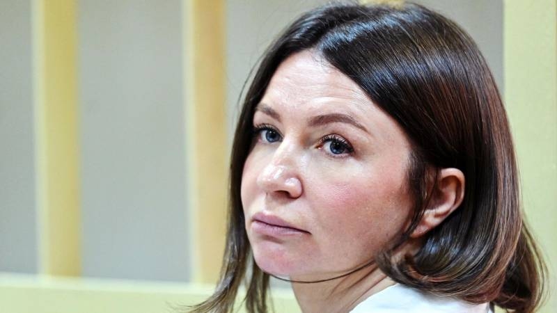 <br />
Деньги капают: Шабутдинов и Блиновская продолжают зарабатывать под арестом                