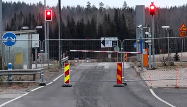 <br />
Финляндия закрывает последний пункт пропуска на границе с Россией                