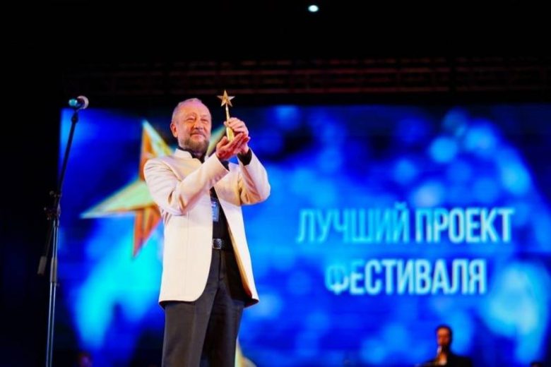 <br />
Министр культуры РФ приветствовала победителей Премии-фестиваля «Герои большой страны»                