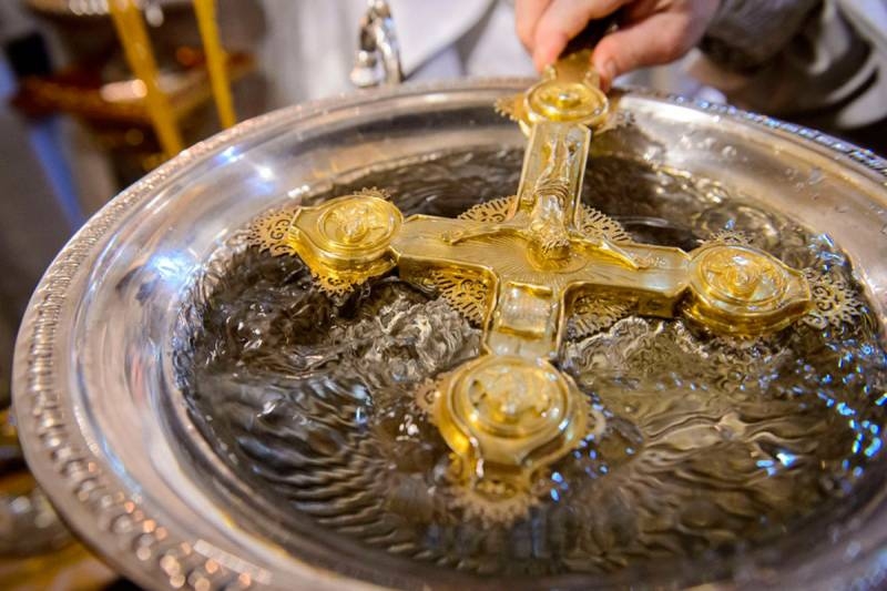 <br />
Крещение Господне: почему нельзя стирать и стричь ногти 19 января                