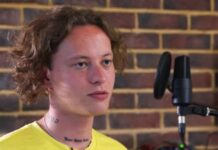 Кто такой Шарлот и почему он просил прощения у Путина