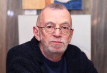 Трагическое ДТП: поэт Лев Рубинштейн в состоянии комы