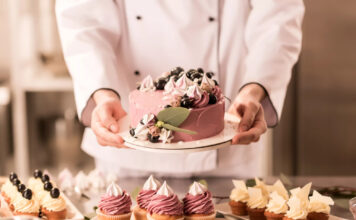 В чём преимущества тортов и кондитерских изделий на заказ?