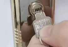 Застрял ключ в дверном замке, как его достать