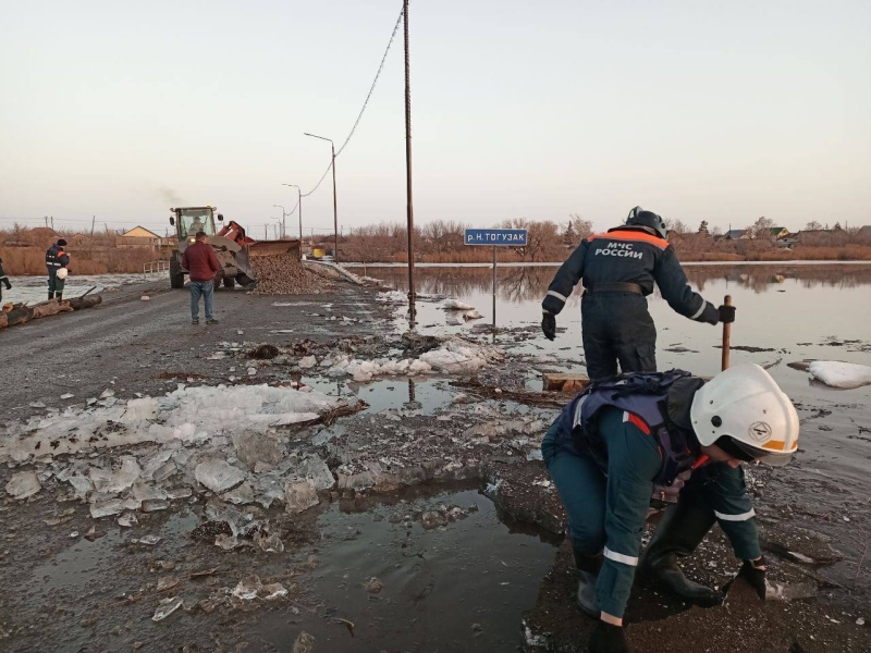 Как жители подтопленных сел Южного Урала справляются с трудностями