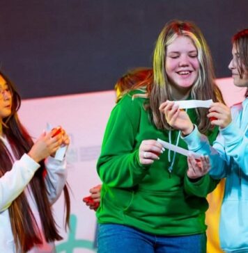 Шесть тысяч писем получили психологи на «Почту доверия» от южноуральских подростков за полгода