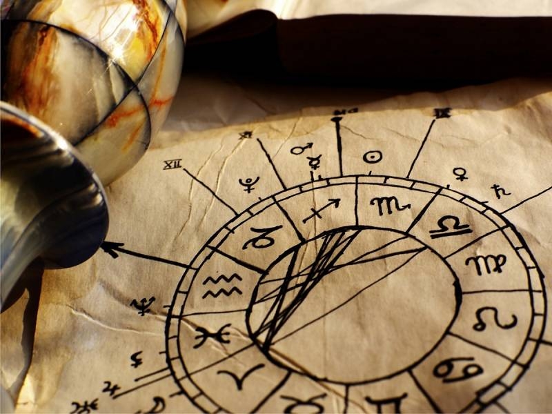 <br />
«Асцендентная погрешность»: почему гороскопы иногда не сбываются                