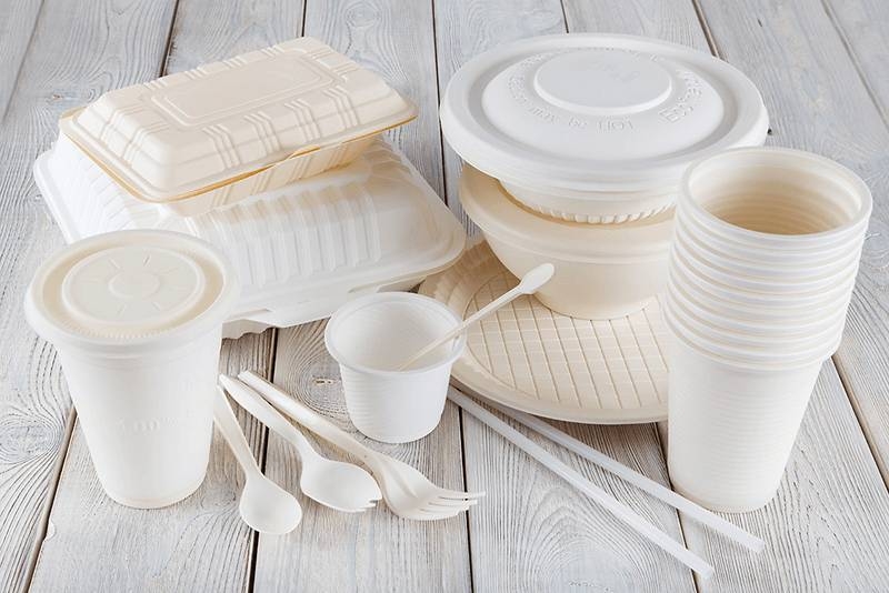 <br />
Чем опасна и вредна одноразовая пластиковая посуда, и почему лучше выбрать натуральный материал                