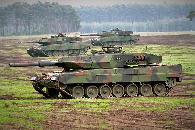 <br />
Что дальше: на Украину доставили первые польские танки Leopard 2                