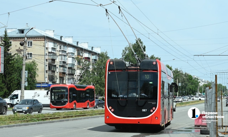 Красные троллейбусы пустили в Ленинский район Челябинска