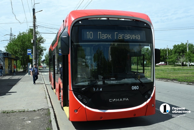 Красные троллейбусы пустили в Ленинский район Челябинска