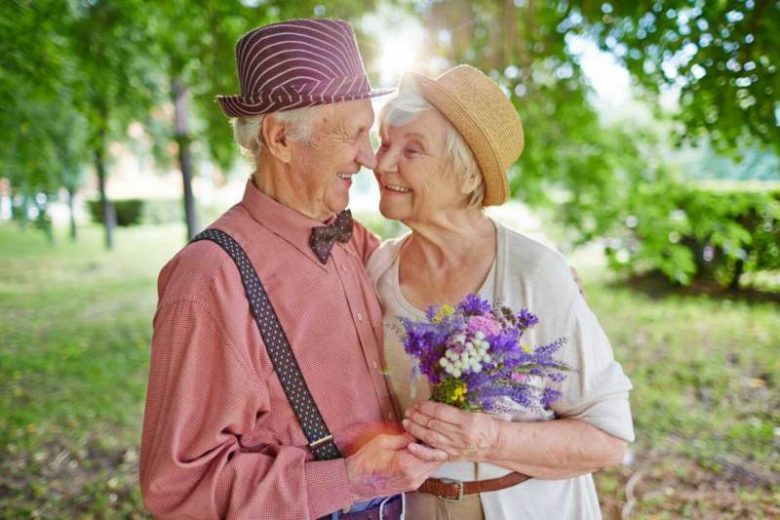 <br />
Международный день пожилых людей 1 октября: как поздравить мудрых и опытных                